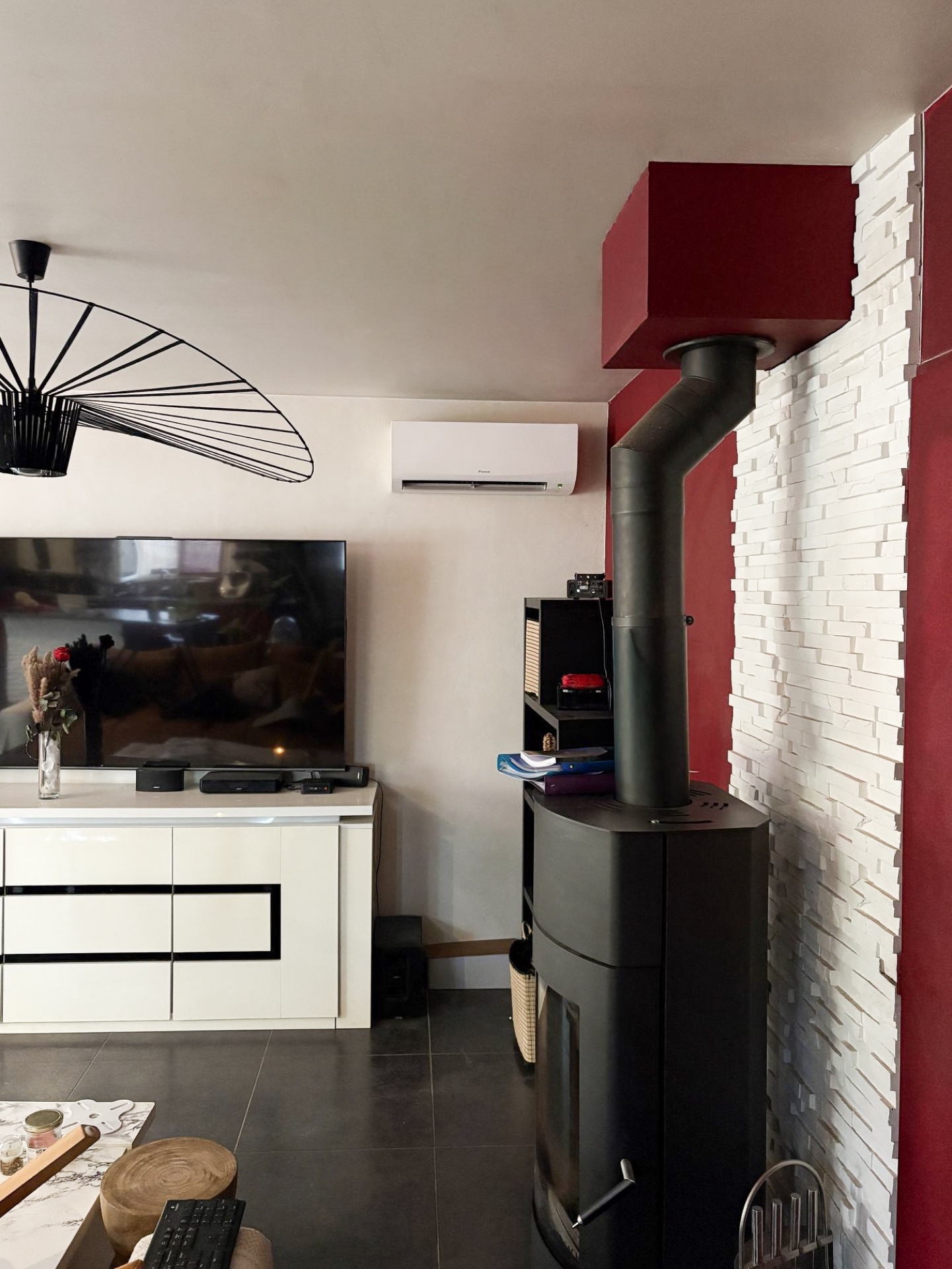 Installation de deux mono-splits Daikin Sensira à Chazey-sur-Ain