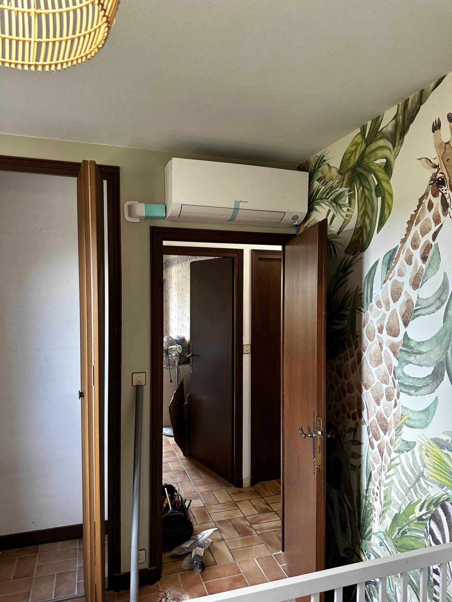 installation de 4 climatiseur réversible DAIKIN Perfera sur Vaux en Bugey — photo 4