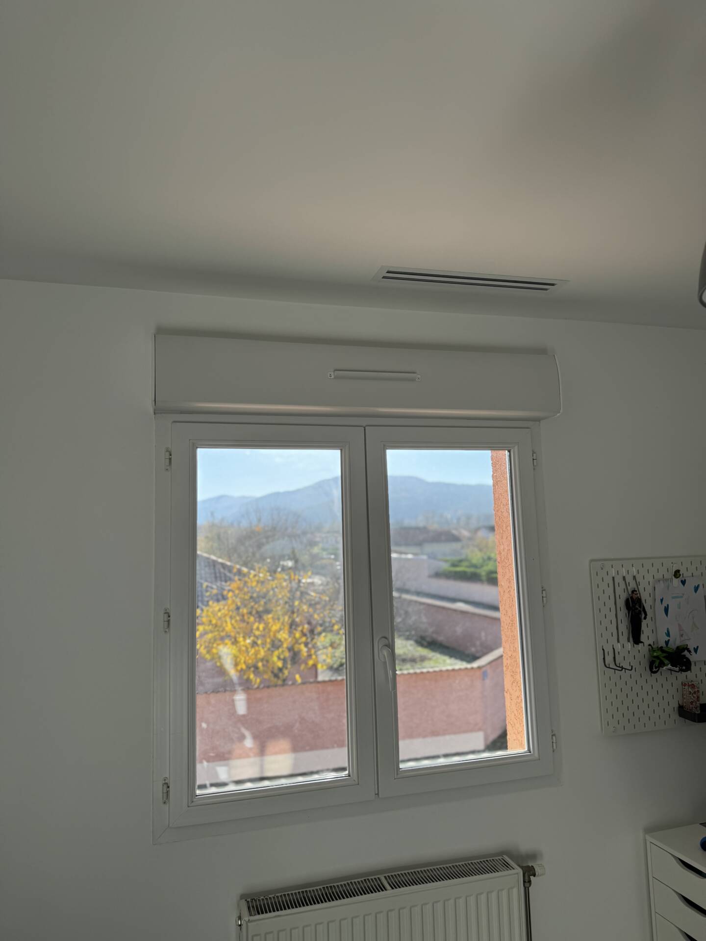 Ambérieu-en-Bugey : Installation d’un Gainable DAIKIN et Air Zone avec mural Stylish et mural comfora 5MXM90A + FBA60A + FTXA50AW + FTXP20N — photo 7