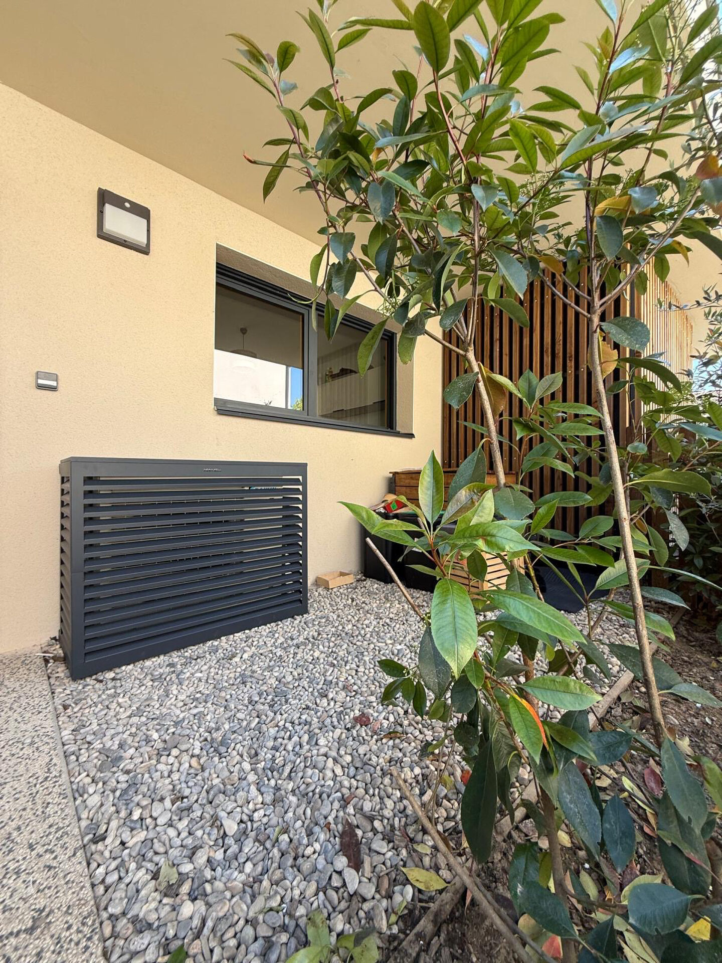 Installation d’un système gainable + une unité intérieure de chez Daikin — photo 4